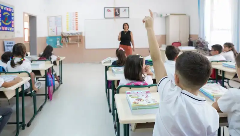 Bayram Öncesi Öğretmenlerin Ek Ders Ücretleri Yatacak mı?