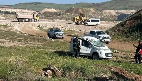 Mardin’de Feci Kaza: Dört Kişi Yaralandı, Detaylar Herkesin Diline Düştü