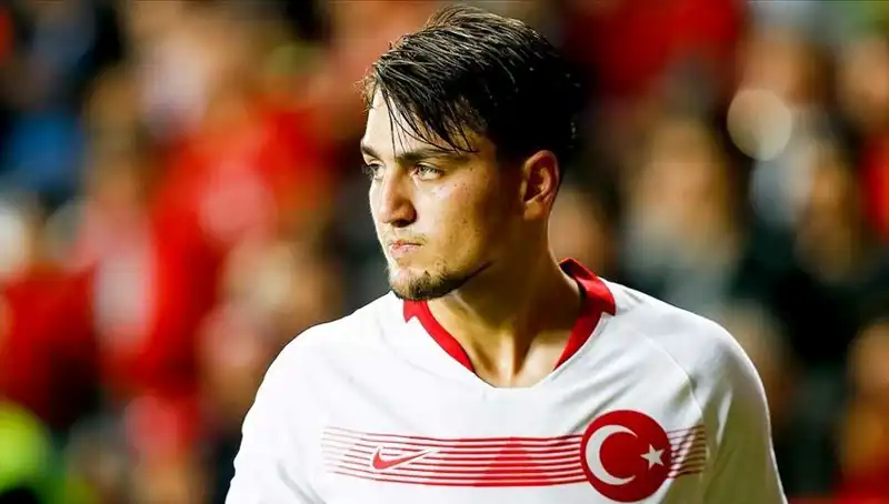 Beşiktaş'ın Transfer Hamlesi: Milli Futbolcudan Beklenen Cevap Geldi