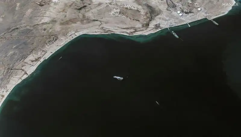 Yunan Gemisine Yapılan Saldırı: Mürettebatın Şansı ve Kahramanlığı
