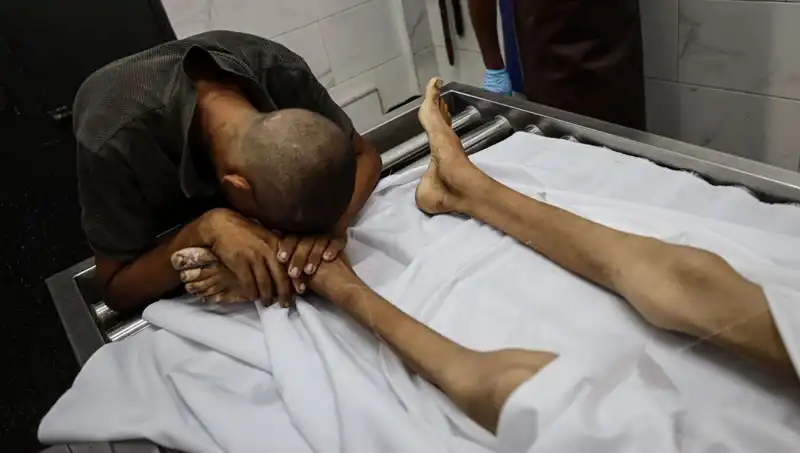 Gazze'de Yine Bir Çocuk Açlıktan Hayatını Kaybetti: Dram Tavan Yapıyor
