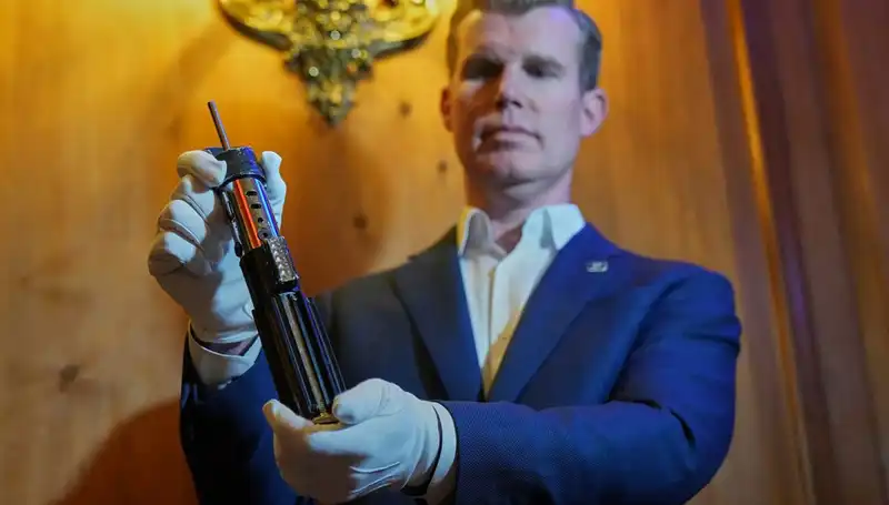 Darth Vader'ın Işın Kılıcı, Nefes Kesici Fiyata Satışa Çıktı!