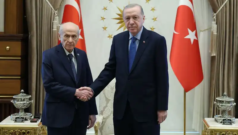 Cumhurbaşkanı Erdoğan ve Bahçeli'nin Kritik Görüşmesi: Yeni Gelişmeler Kapıda mı?