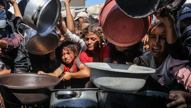 Gazze'de Sağlık Krizi: İlaç Yokluğu Hayatları Tehdit Ediyor