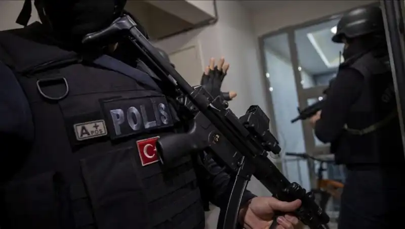 17 İlde DAEŞ'e Yönelik Dev Operasyon: 89 Şüpheli Gözaltında