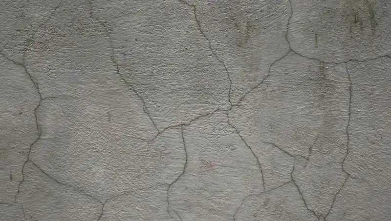 Geleceğin Malzemesi: Çatlakları Kendiliğinden Onaran Canlı Beton!