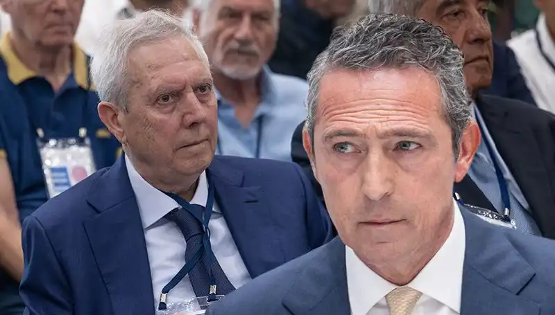 Fenerbahçe Divan Kurulu'nda Aziz Yıldırım’dan Sıra Dışı Adaylık Açıklaması