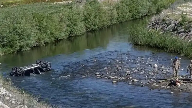 Bayram Yolculuğunda Korkunç Kaza: Bir Aile Yolda Hayatını Kaybetti