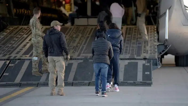 Kosova, ABD'den Sınır Dışı Edilen Göçmenler İçin İhtiyaç Duyduğunu Açıklıyor