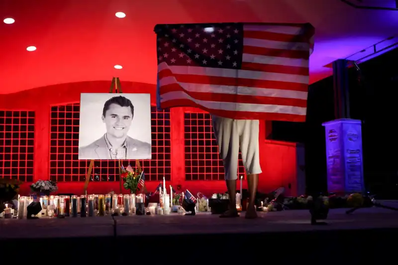 Charlie Kirk Suikastı: Cinayet Silahında Bulunan Gizemli Mesajlar Ne Anlama Geliyor?