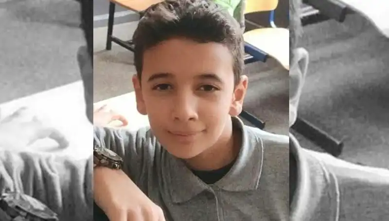 15 Yaşındaki Burak, Okula Gitti Ama Dönmedi: Ailesi Endişeli
