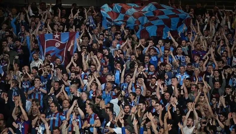 Trabzonspor ve Galatasaray Maçı Biletleri Hızla Tükeniyor!
