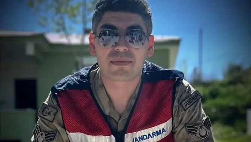 Kadir Astsubay'dan Halı Saha Maçında Son Dakika: Acı Kaybımız!