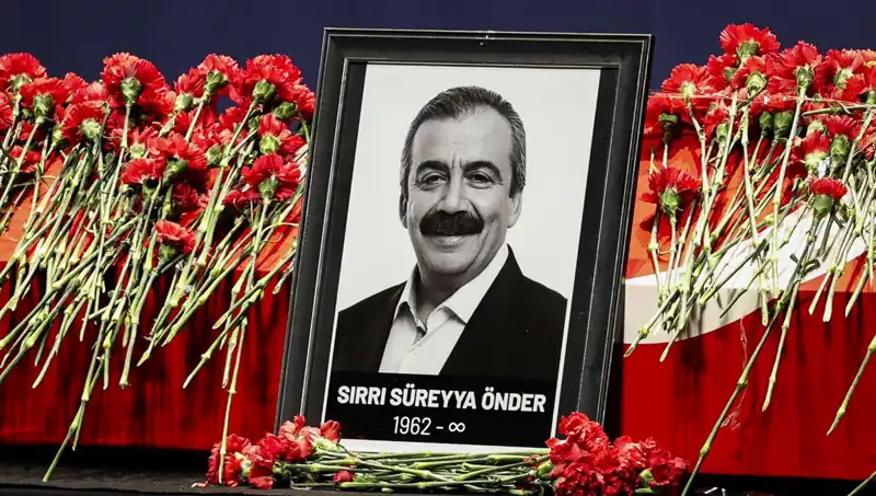 Meclis'te Sırrı Süreyya Önder'in Anması: Hatıralar ve Duygular Bir Arada