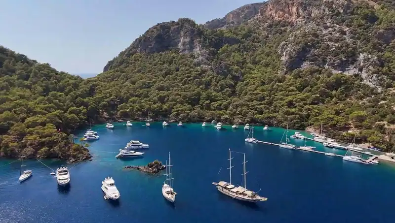 Göcek'te Koylara Yeni Yasak: Müzik Çalmak Artık Yasaklandı