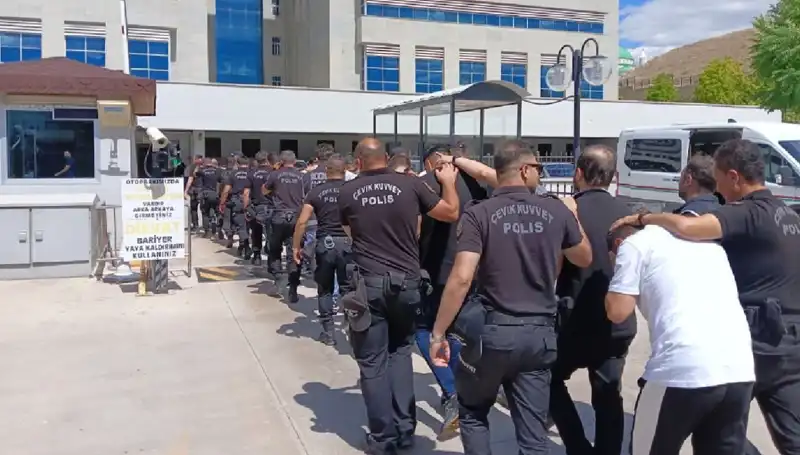 Ankara'da Tehditlerle Haraç Kesmeye Çalışan Çeteye Büyükkontrol Operasyonu