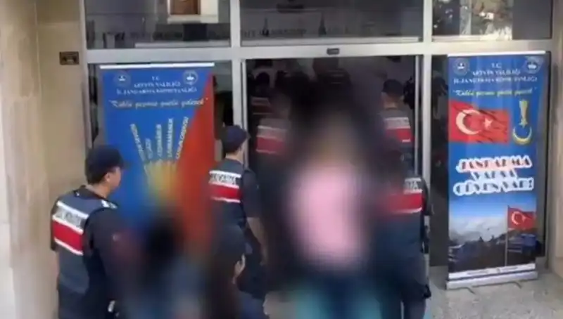 30 İl Genelinde FETÖ’ye Yönelik Dev Operasyon: 65 Kişi Tutuklandı